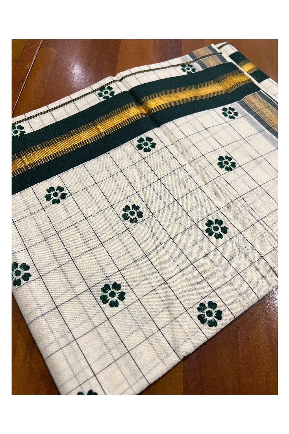 Pure Cotton Kerala Checkered Saree with Dark Green and Kasavu Border