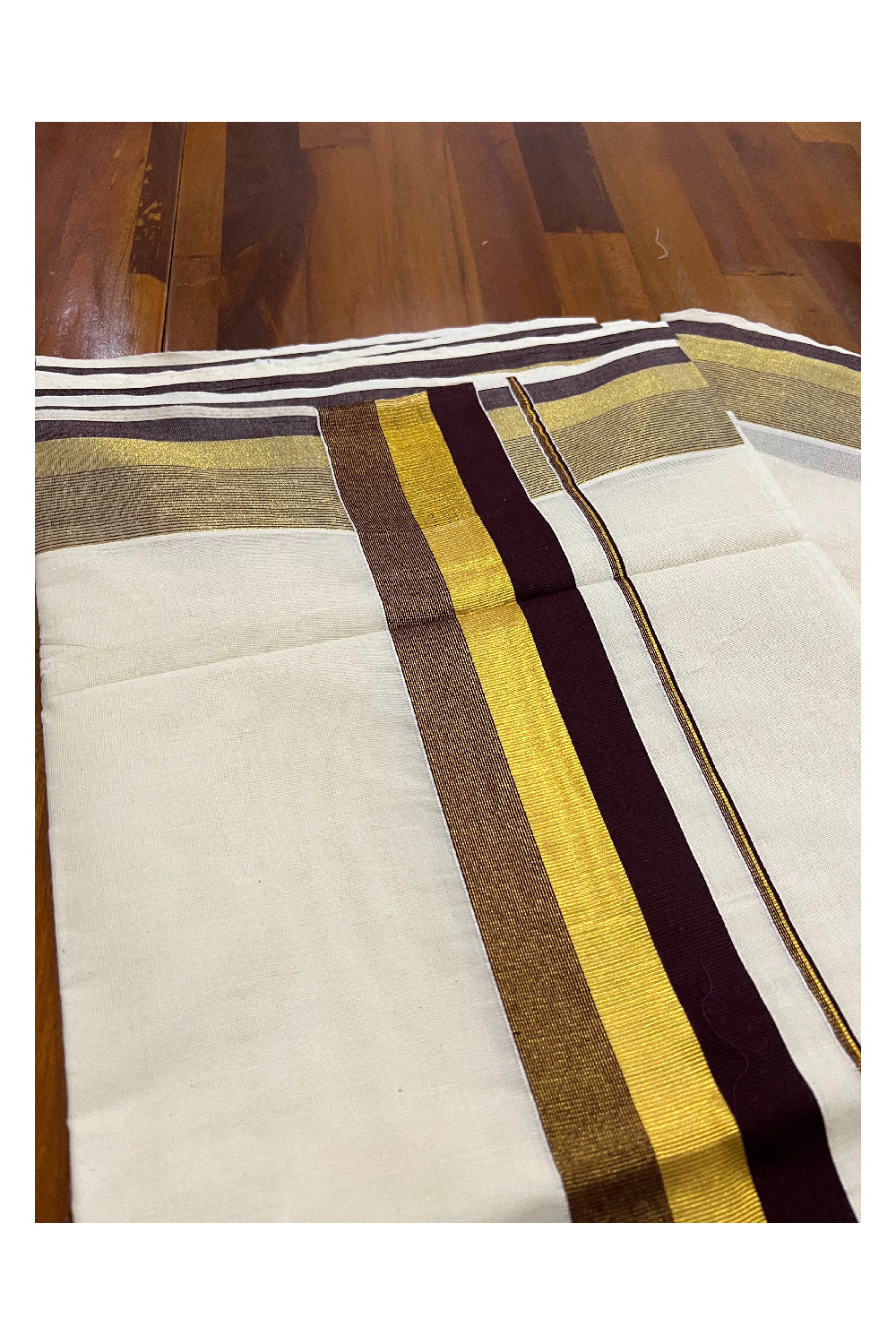 Kerala Pure Cotton Plain Saree with Kasavu and Brown Border