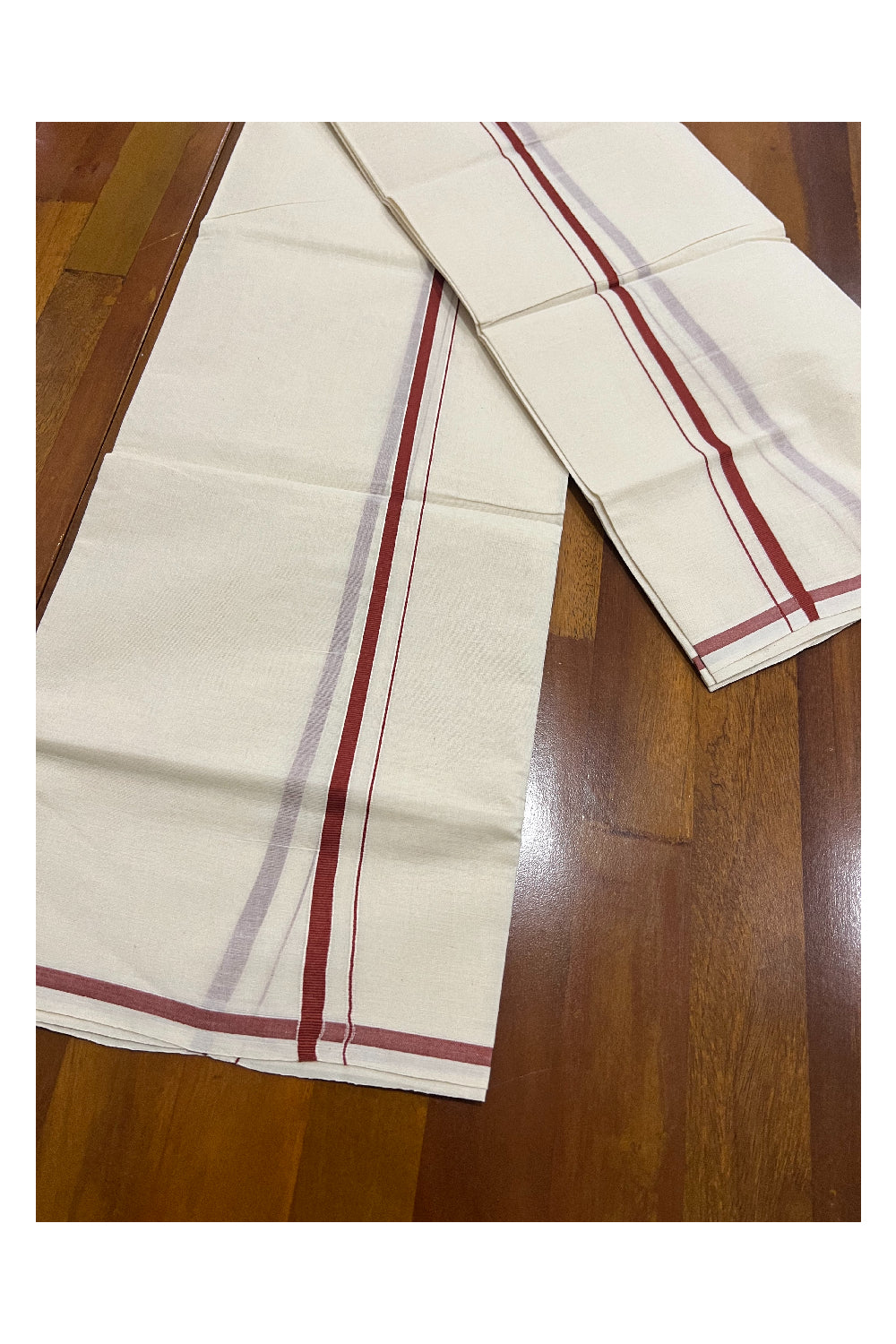 Kerala Cotton Set Mundu (Mundum Neriyathum) with 0.5 inch Brick Red Border 2.80 Mtrs