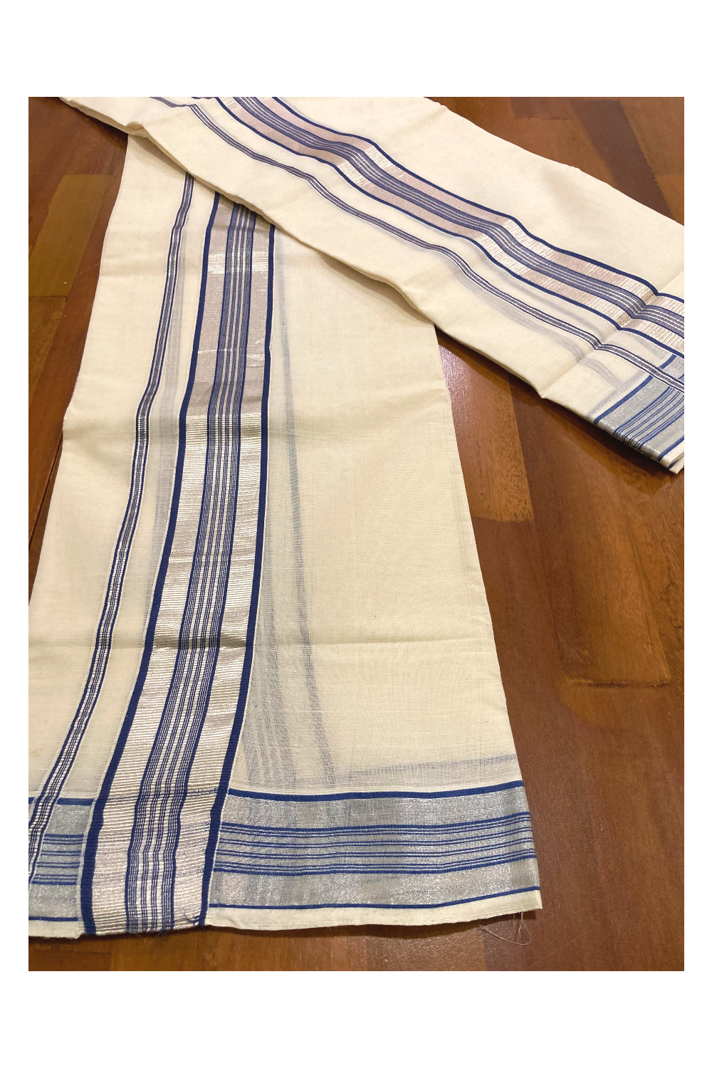 Kerala Cotton Mundum Neriyathum Single (Set Mundu) with Blue and Silver Kasavu Border 2.80 Mtrs