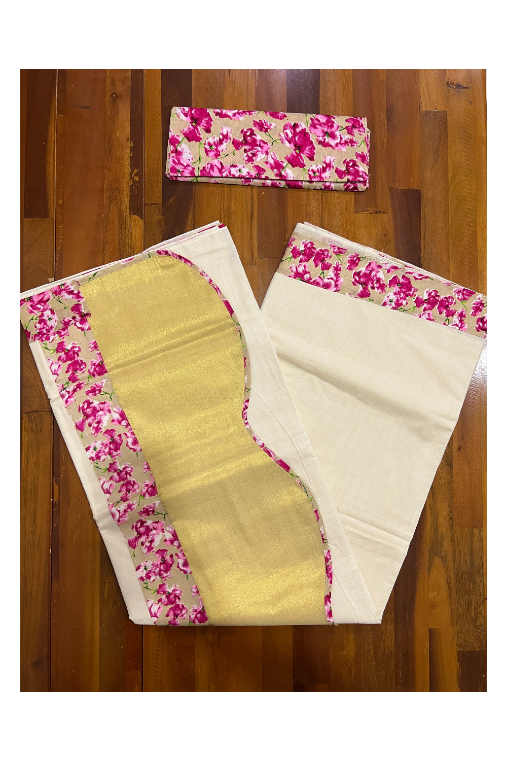 Pure Cotton Fusion Art Kerala Kasavu Saree with Floral Patterns and Separate Blouse Piece