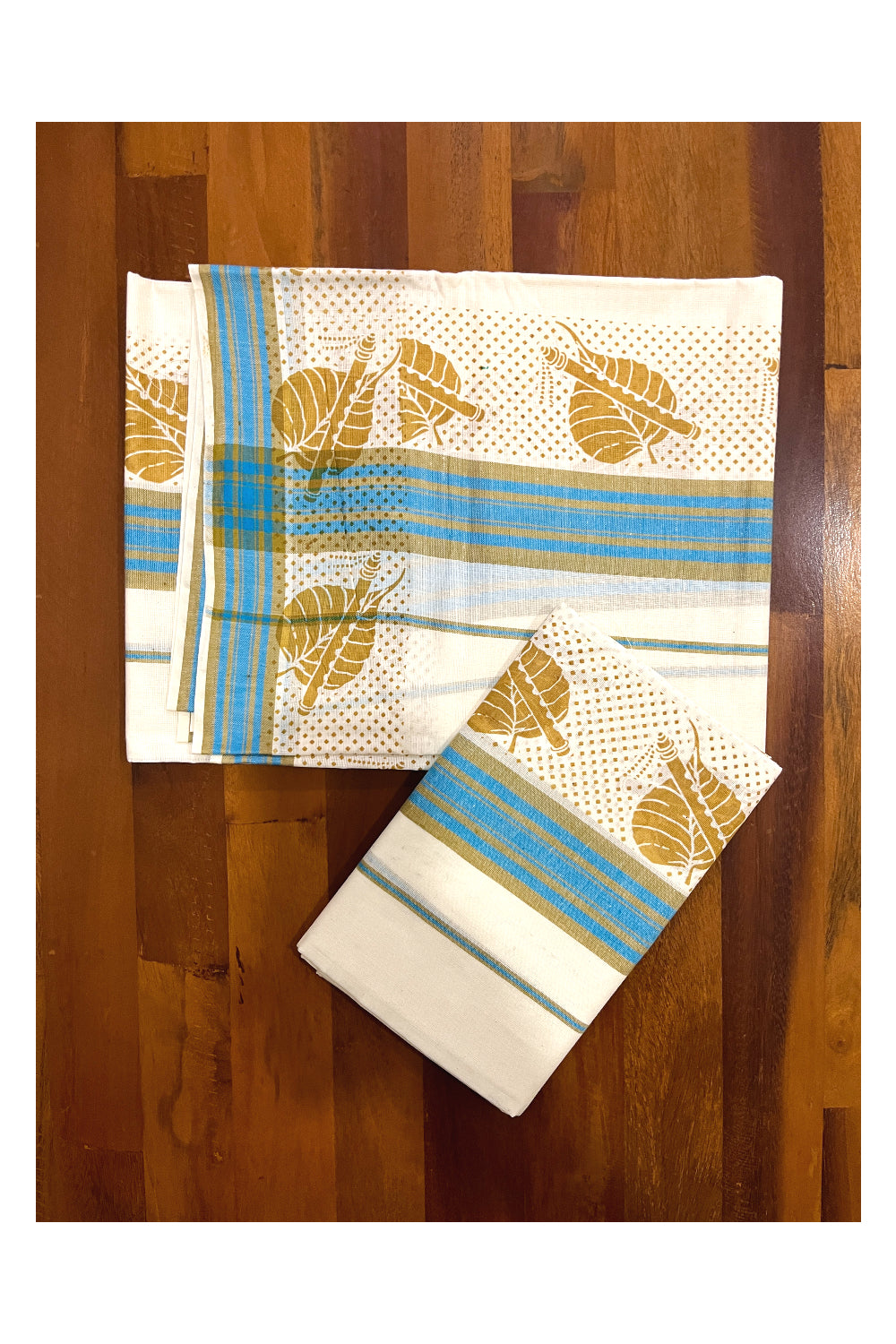 Kerala Cotton Mulloth Mundum Neriyathum Single (Set Mundu) with Green Block Printed Blue Border (Extra Soft Cotton)