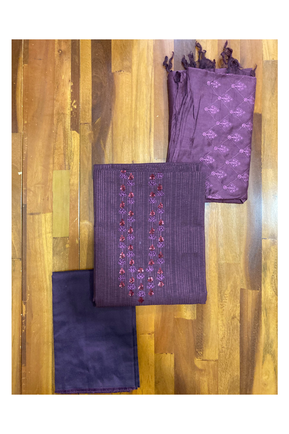 Southloom™ Semi Jute Churidar Salwar Suit Material in Violet Bead work Design