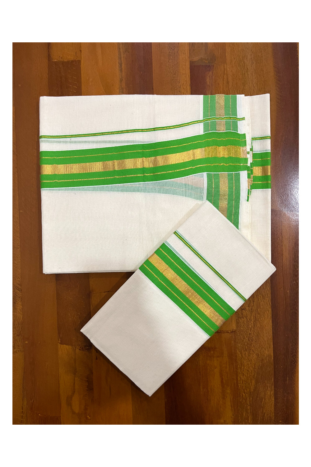 Pure Cotton Kerala Single Set Mundu (Mundum Neriyathum) with Light Green and Kasavu Border 2.80 Mtrs