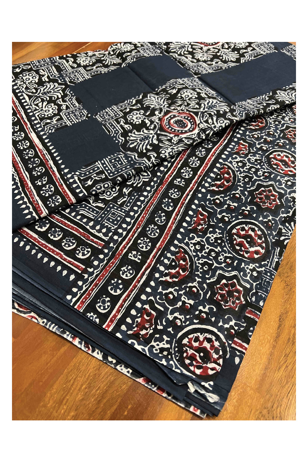 Southloom Pure Cotton White Floral Prints on Dark Blue Designer Saree