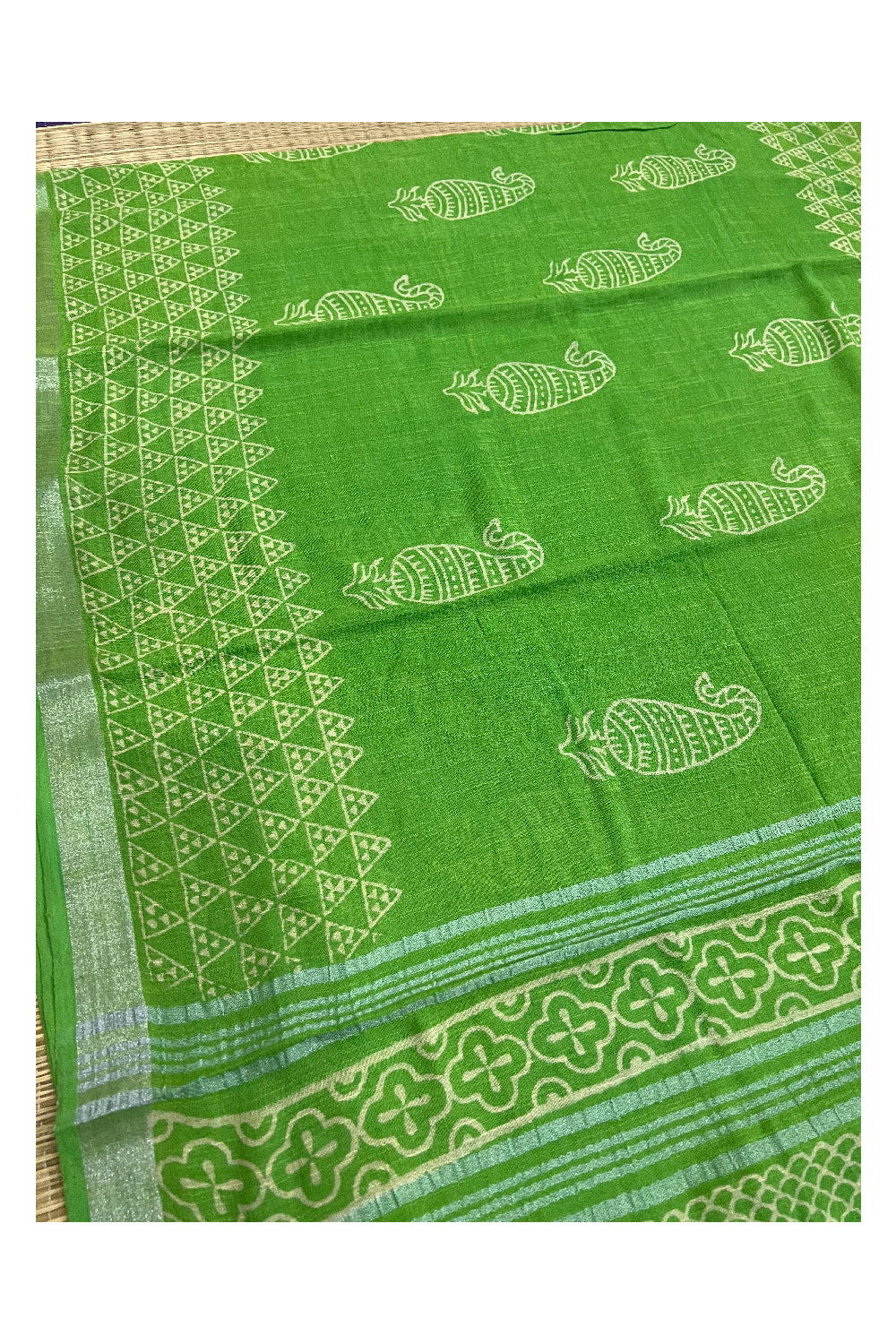 Southloom Linen Light Green Designer Saree with White Prints and Tassels on Pallu