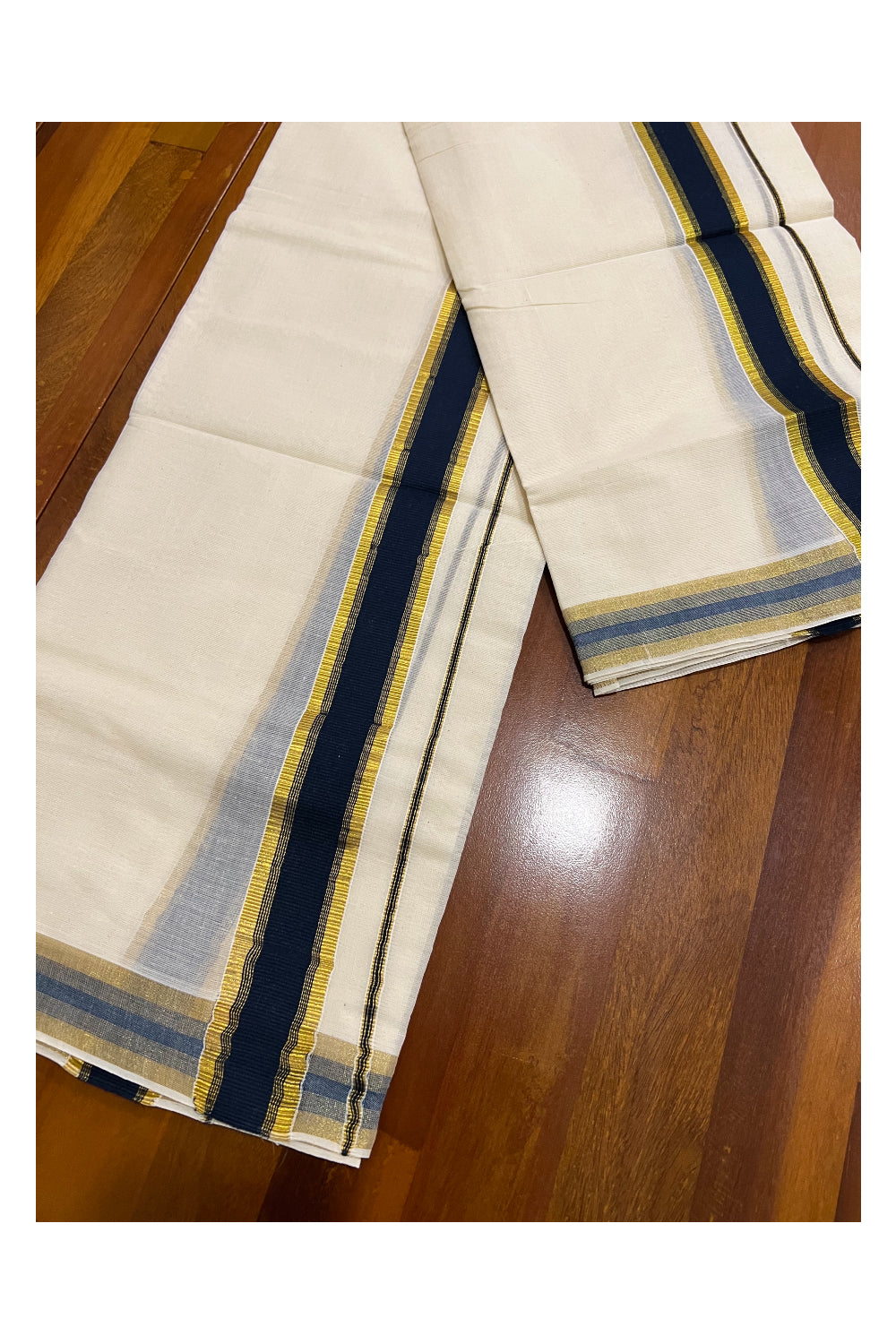 Pure Cotton Kerala Single Set Mundu (Mundum Neriyathum) with Navy Blue and Kasavu Border 2.80 Mtrs