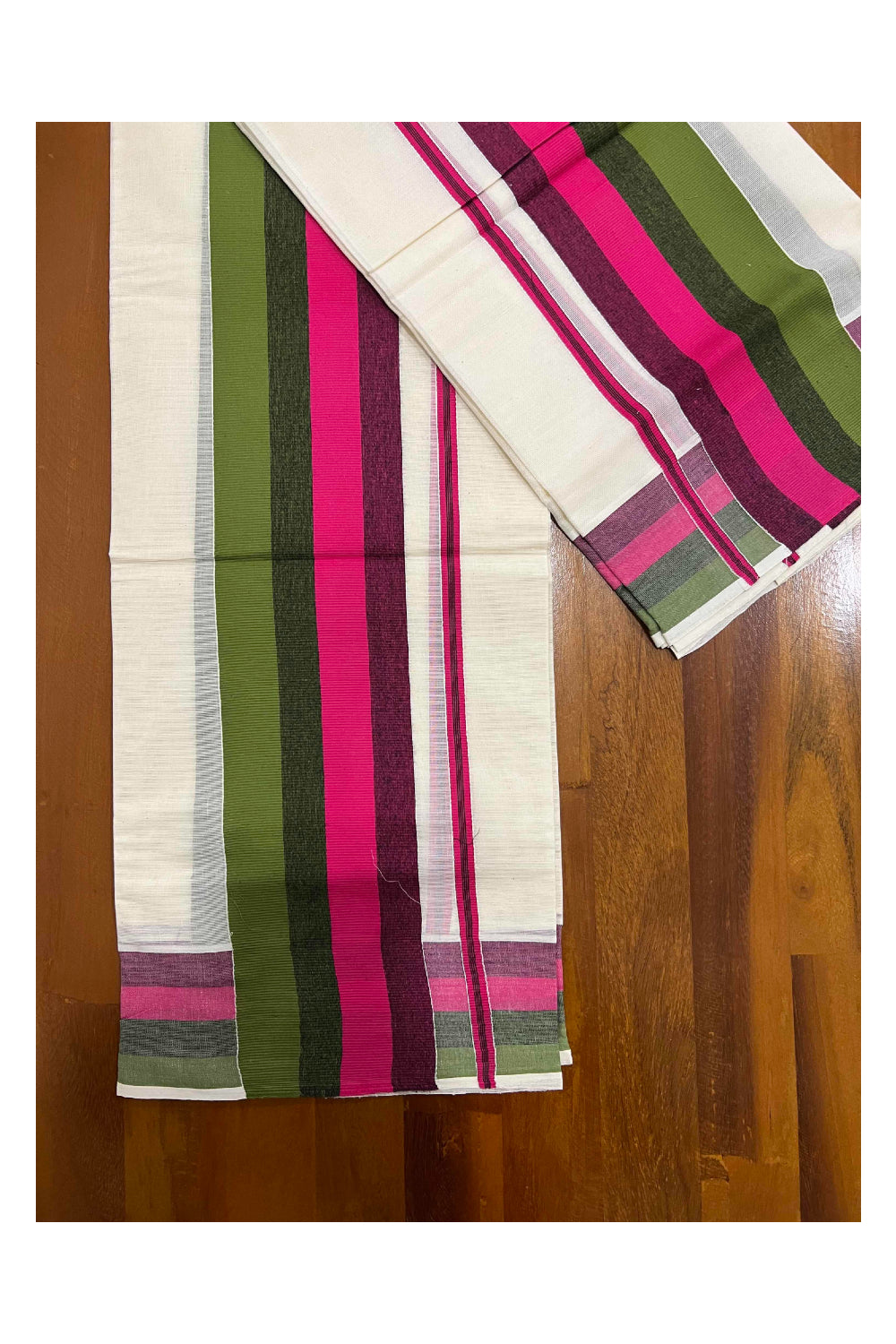 Kerala Cotton Mundum Neriyathum Single (Set Mundu) with Green and Dark Pink Lines Border 2.80 Mtrs