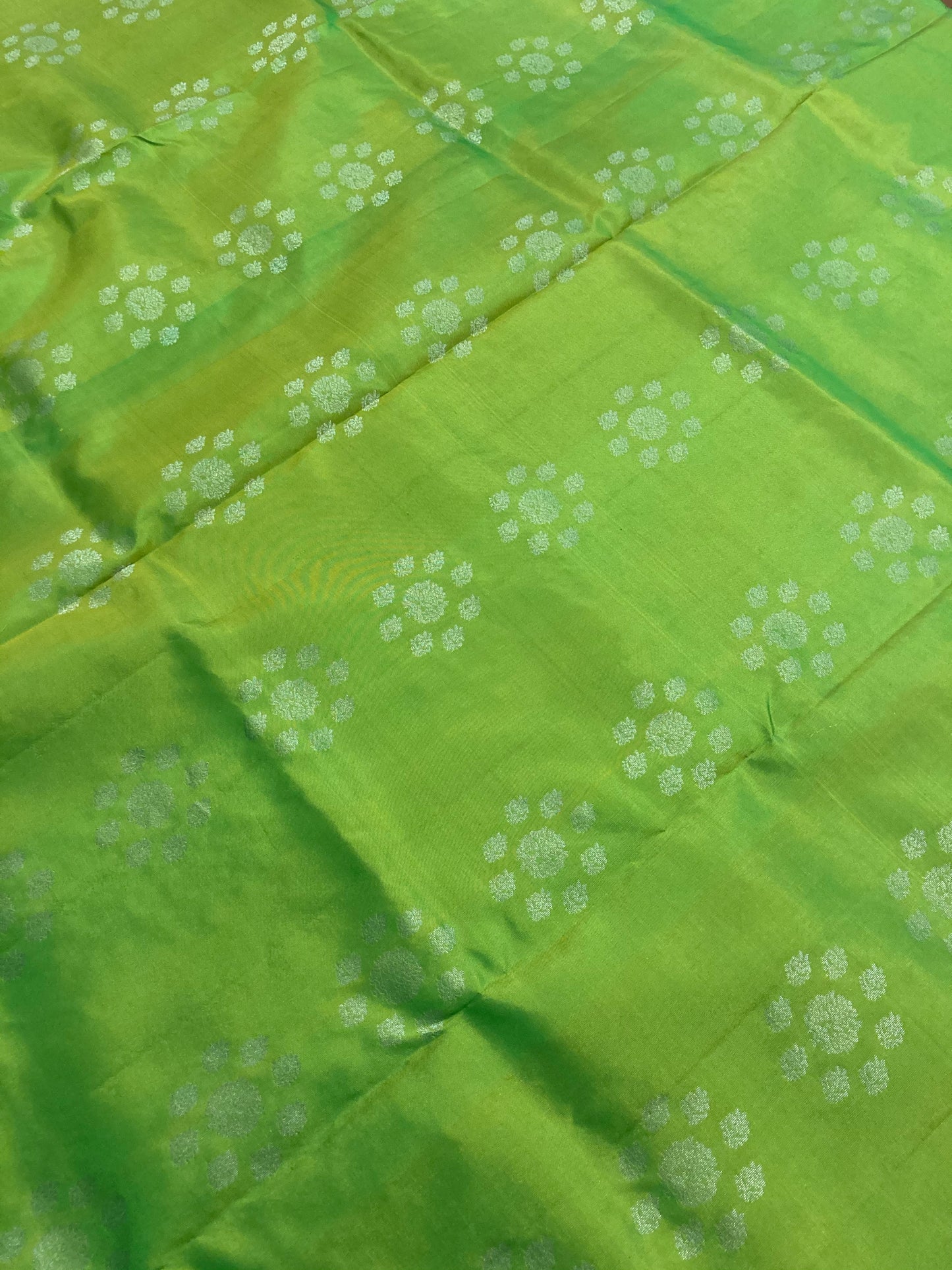 Southloom Handloom Pure Silk Kanchipuram Saree in Green and Aqua Blue