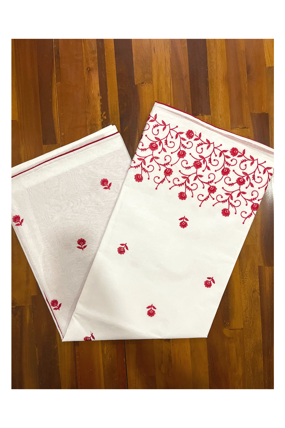 Southloom Cotton Pure White Saree with Designer Red Floral Thread works on Body