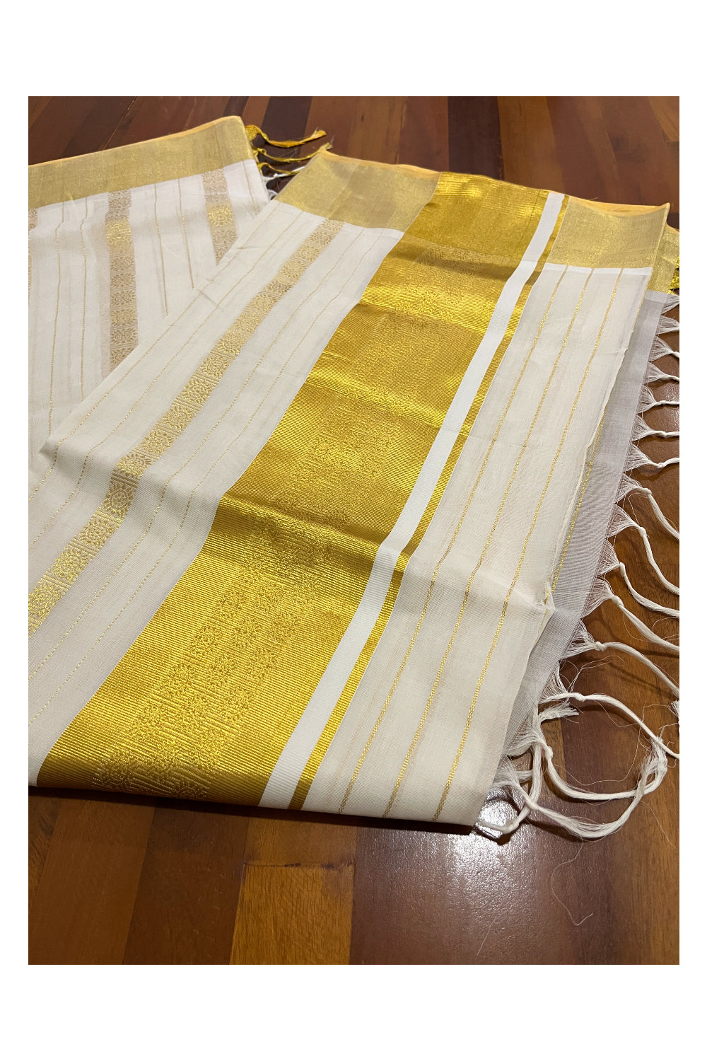 Southloom™ Original Handloom Cotton Saree with Woven Design Pallu and Kasavu Lines Across Body