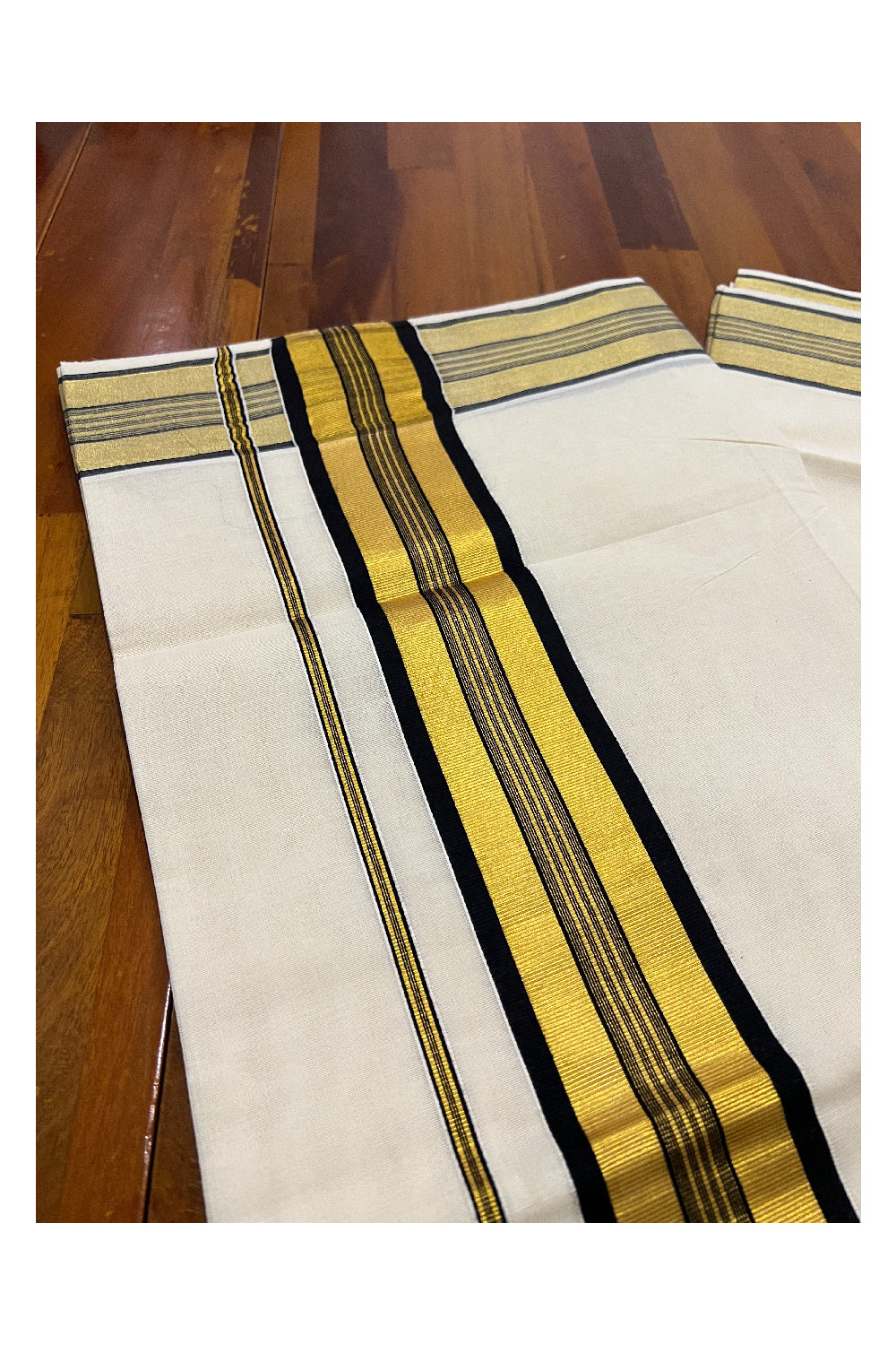 Kerala Pure Cotton Plain Saree with Kasavu and Black Line Border