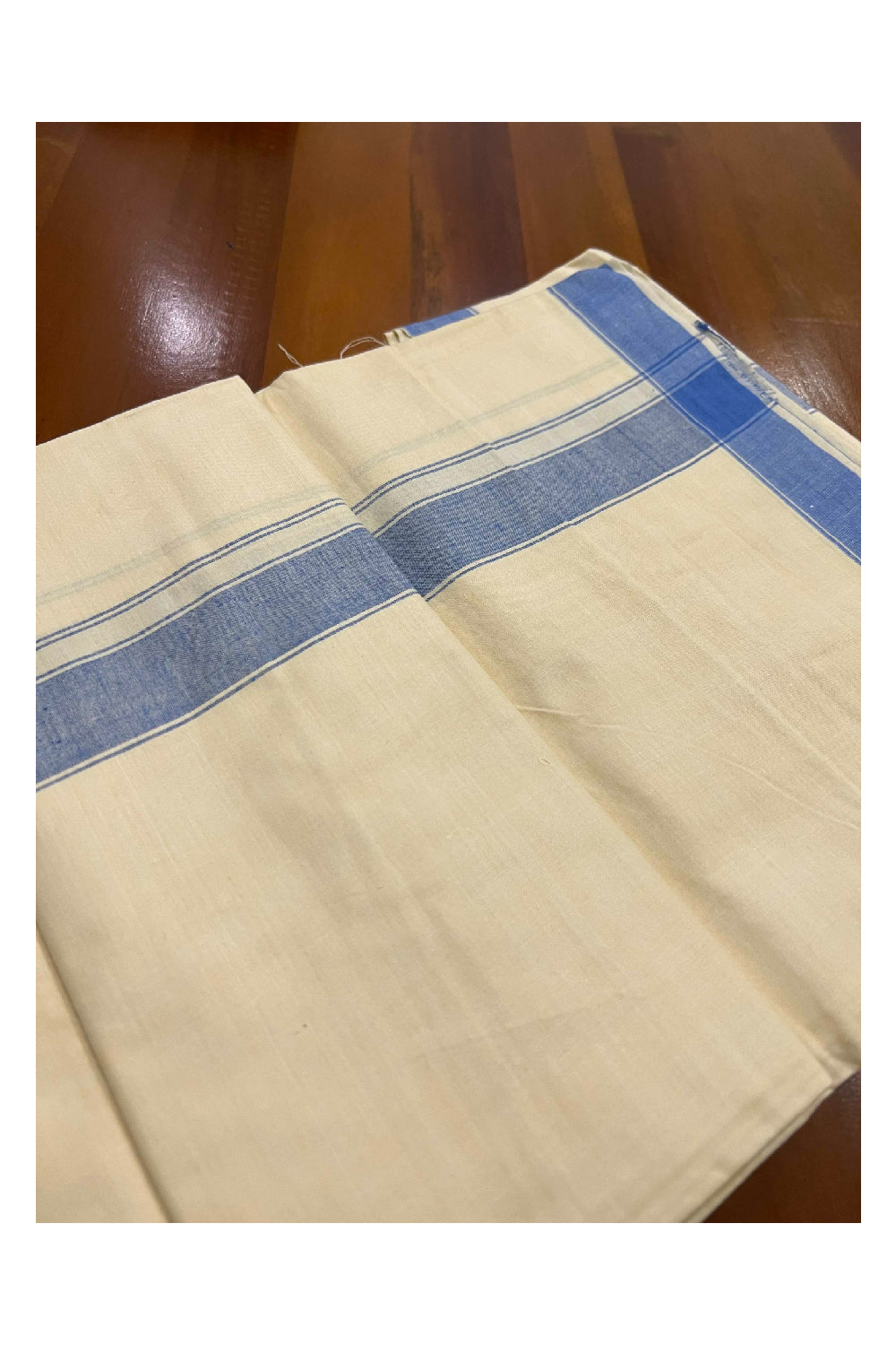 Southloom Premium Handloom Cream (Kodi colour) Single Mundu with Blue Border (Lungi)