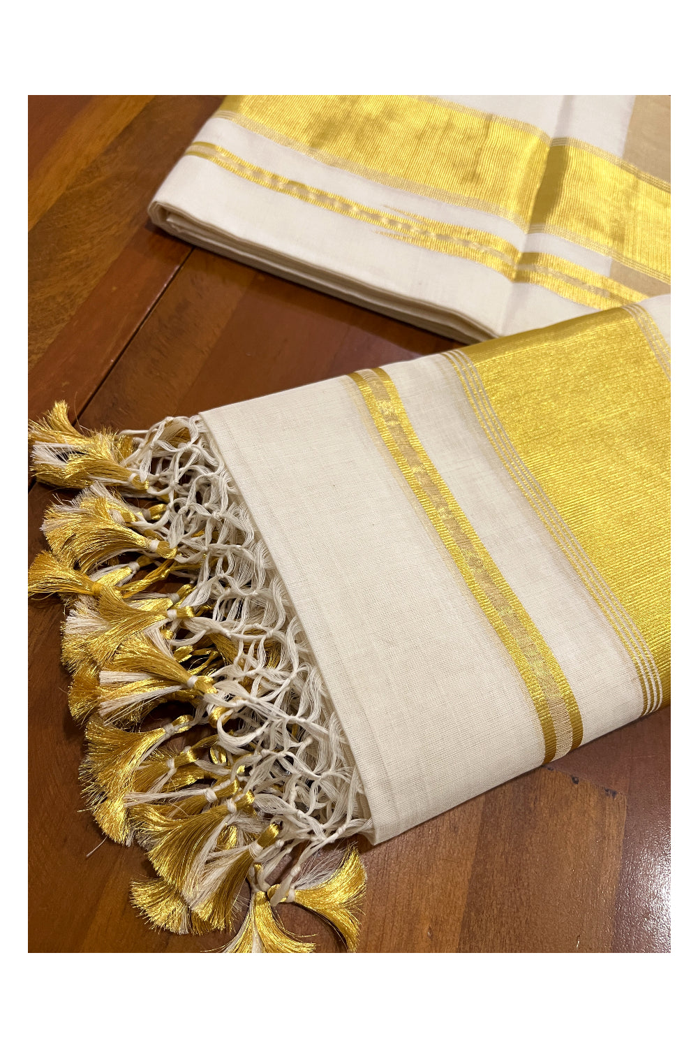 Southloom Super Premium Balaramapuram Handloom Pure Cotton Unakkupaavu Aalila Design Wedding Pudava Set Mundu 2.80 Mtrs