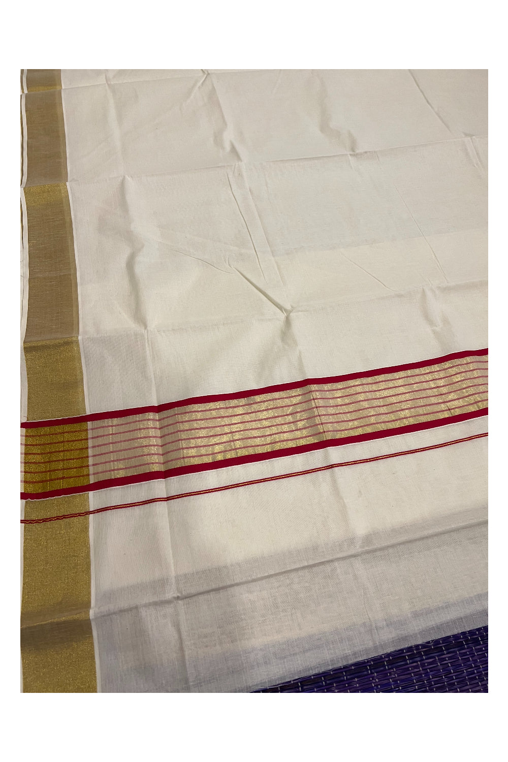 Kerala Pure Cotton Plain Saree with Kasavu Border and Kasavu Red Pallu