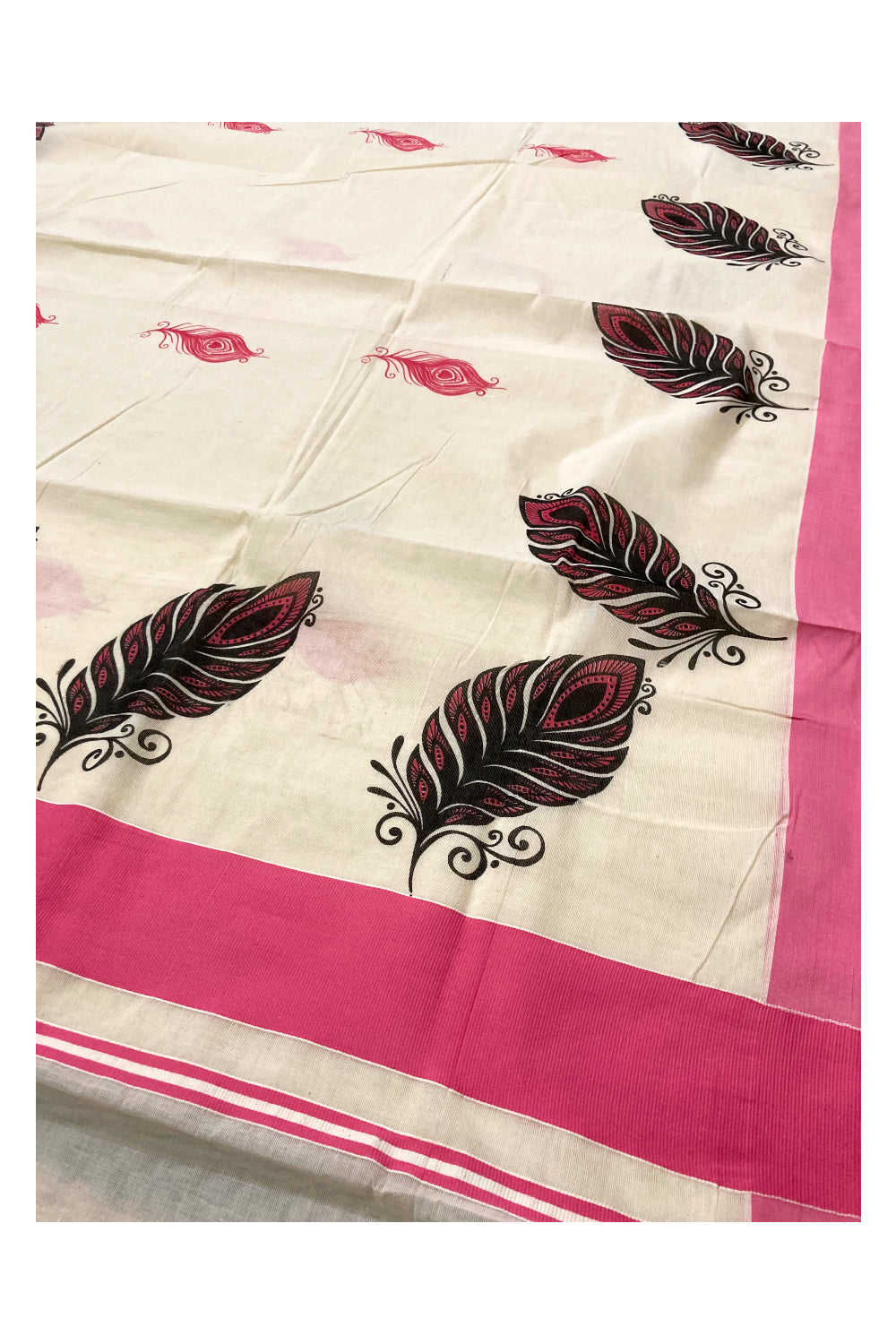 Pure Cotton Kerala Saree with Feather Block Printed Design and Pink Border