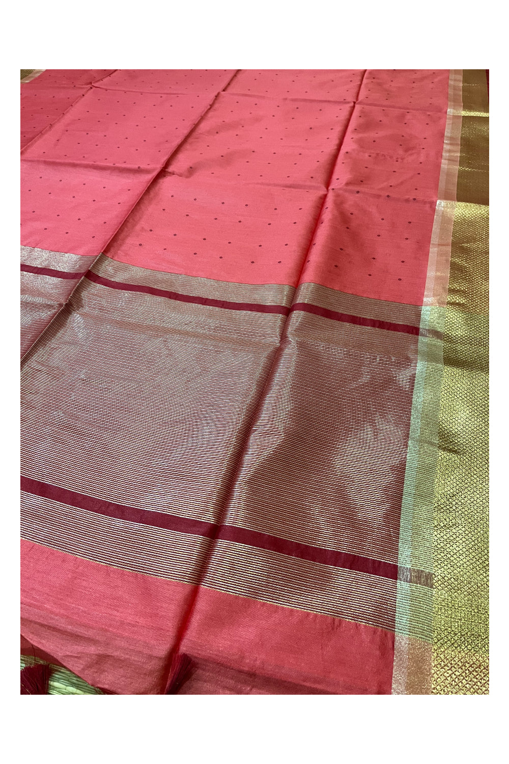 Southloom Semi Tussar Red Saree with Butta works on Body and Tassels on Pallu