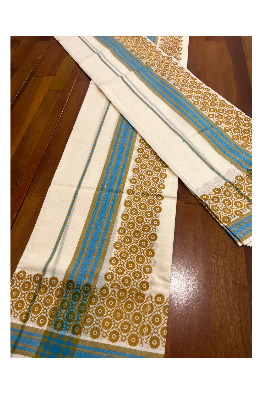 Kerala Cotton Mulloth Mundum Neriyathum Single (Set Mundu) with Green Block Printed Blue Border (Extra Soft Cotton)