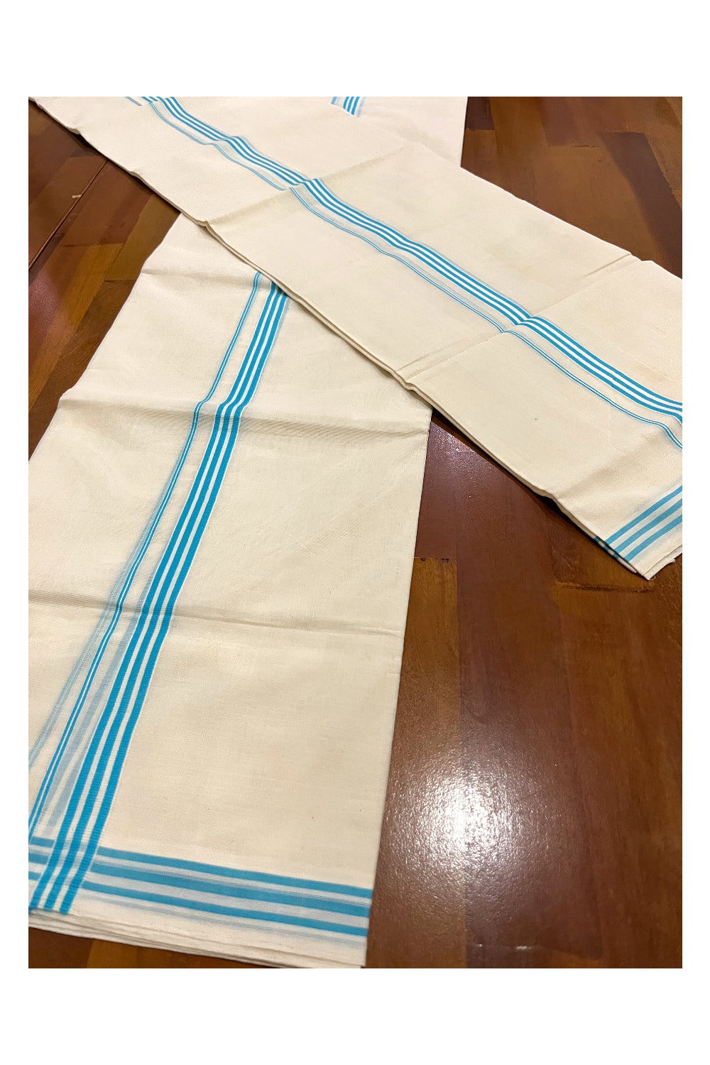 Southloom Premium Handloom Single Set Mundu (Mundum Neriyathum) with Turquoise Lines Border