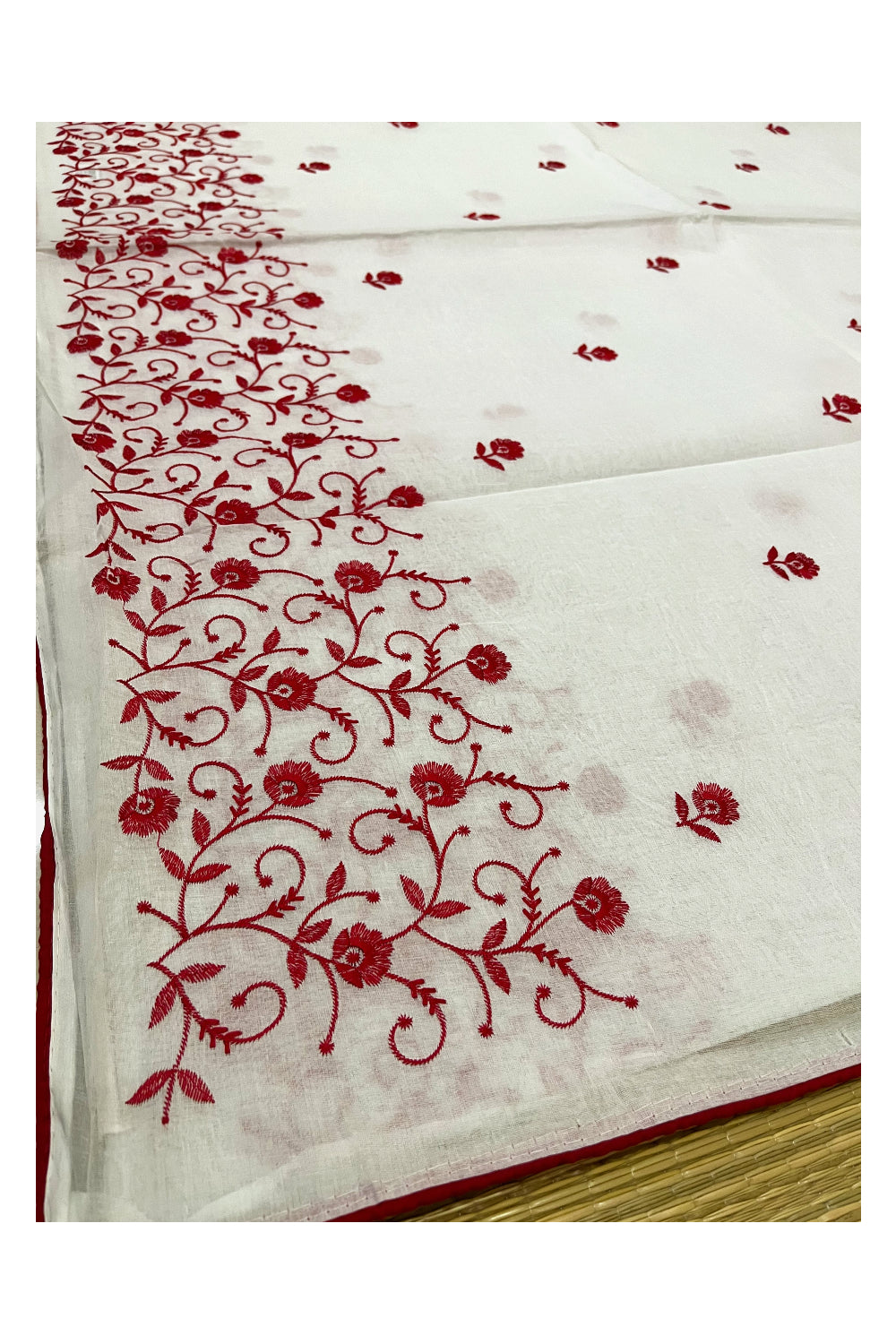 Southloom Cotton Pure White Saree with Designer Red Floral Thread works on Body