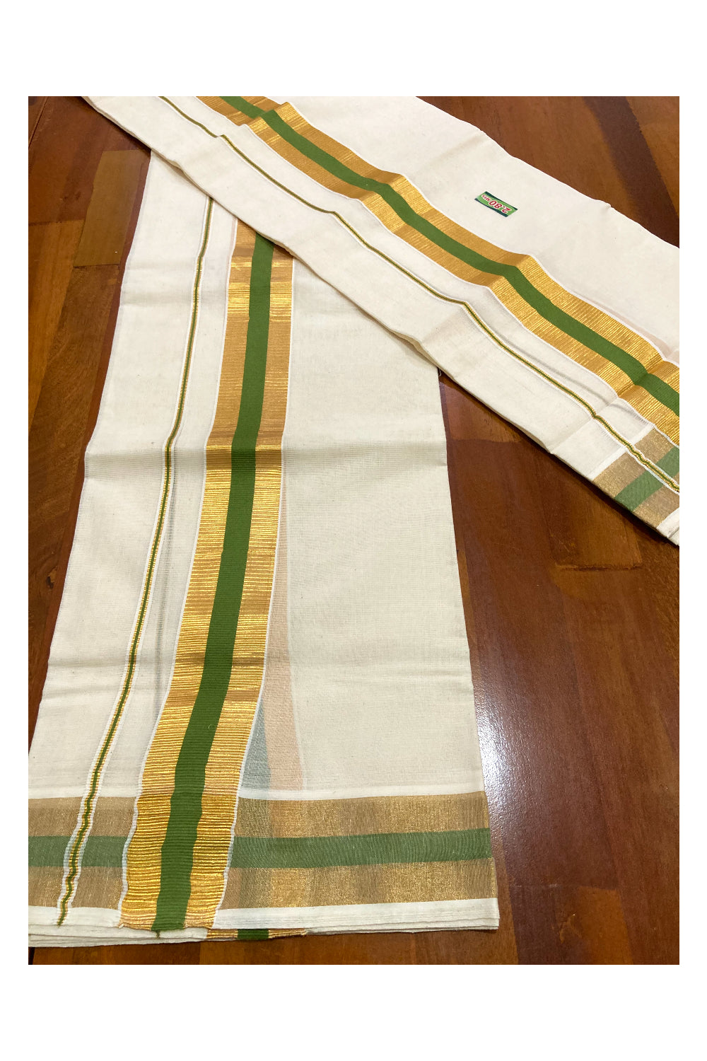 Kerala Cotton Mundum Neriyathum Single (Set Mundu) with Green and Kasavu Border 2.80 Mtrs