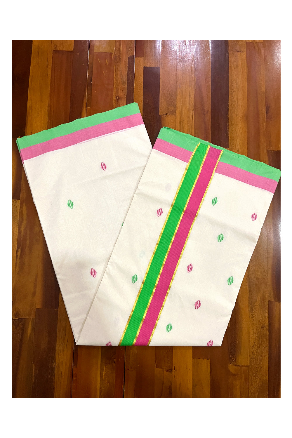 Southloom Premium Unakkupaavu Handloom Butta Works Kasavu Saree with Pink and Green Border