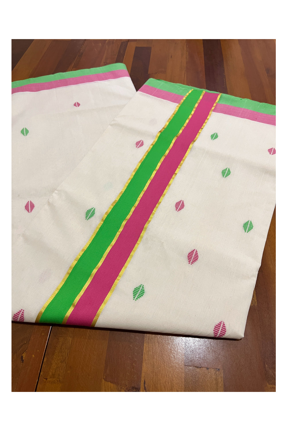 Southloom Premium Unakkupaavu Handloom Butta Works Kasavu Saree with Pink and Green Border