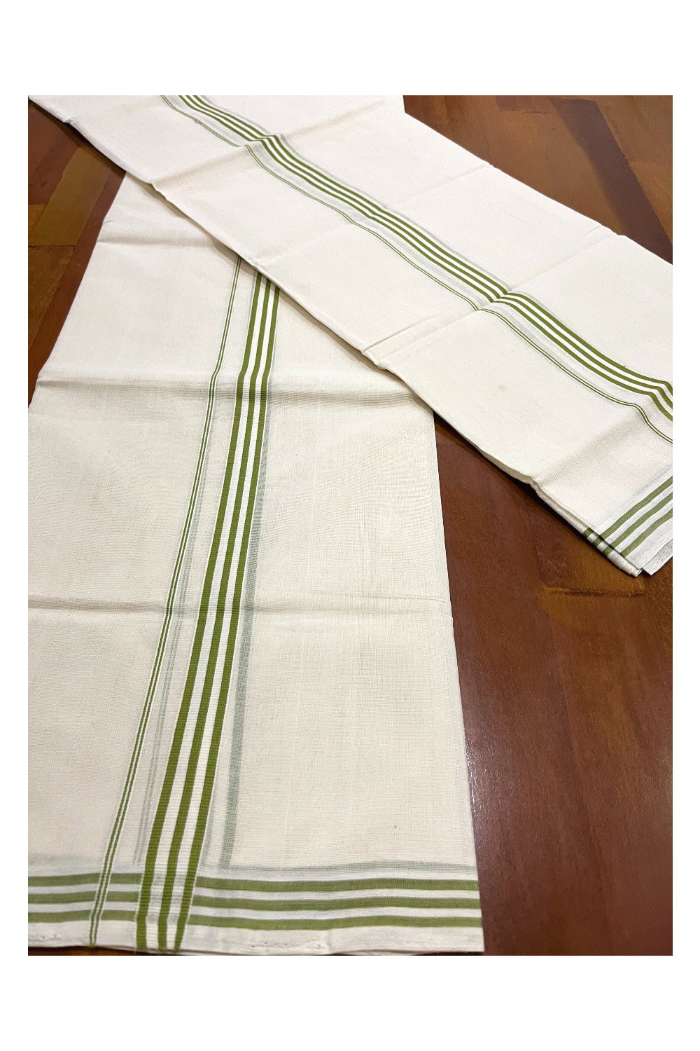 Southloom Premium Handloom Single Set Mundu (Mundum Neriyathum) with Green Lines Border