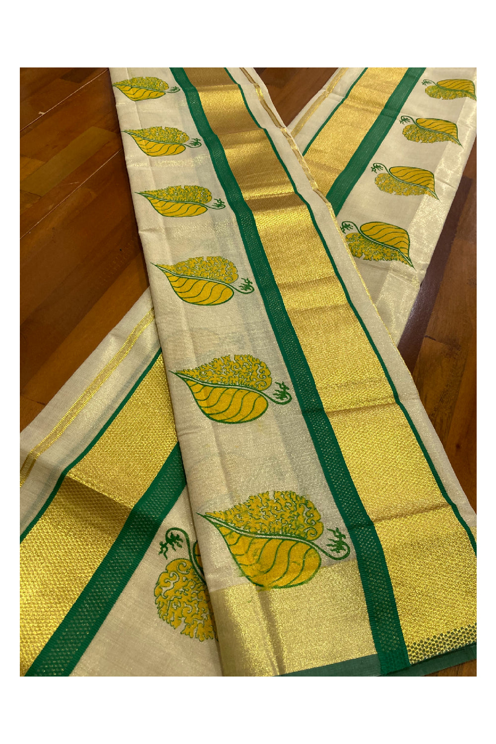 Tissue Set Mundu with Hand Block Printed Green and Yellow Leaf Design