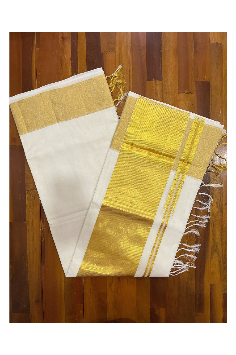 Southloom Premium Handloom Plain Kasavu Saree with 7x4 Border