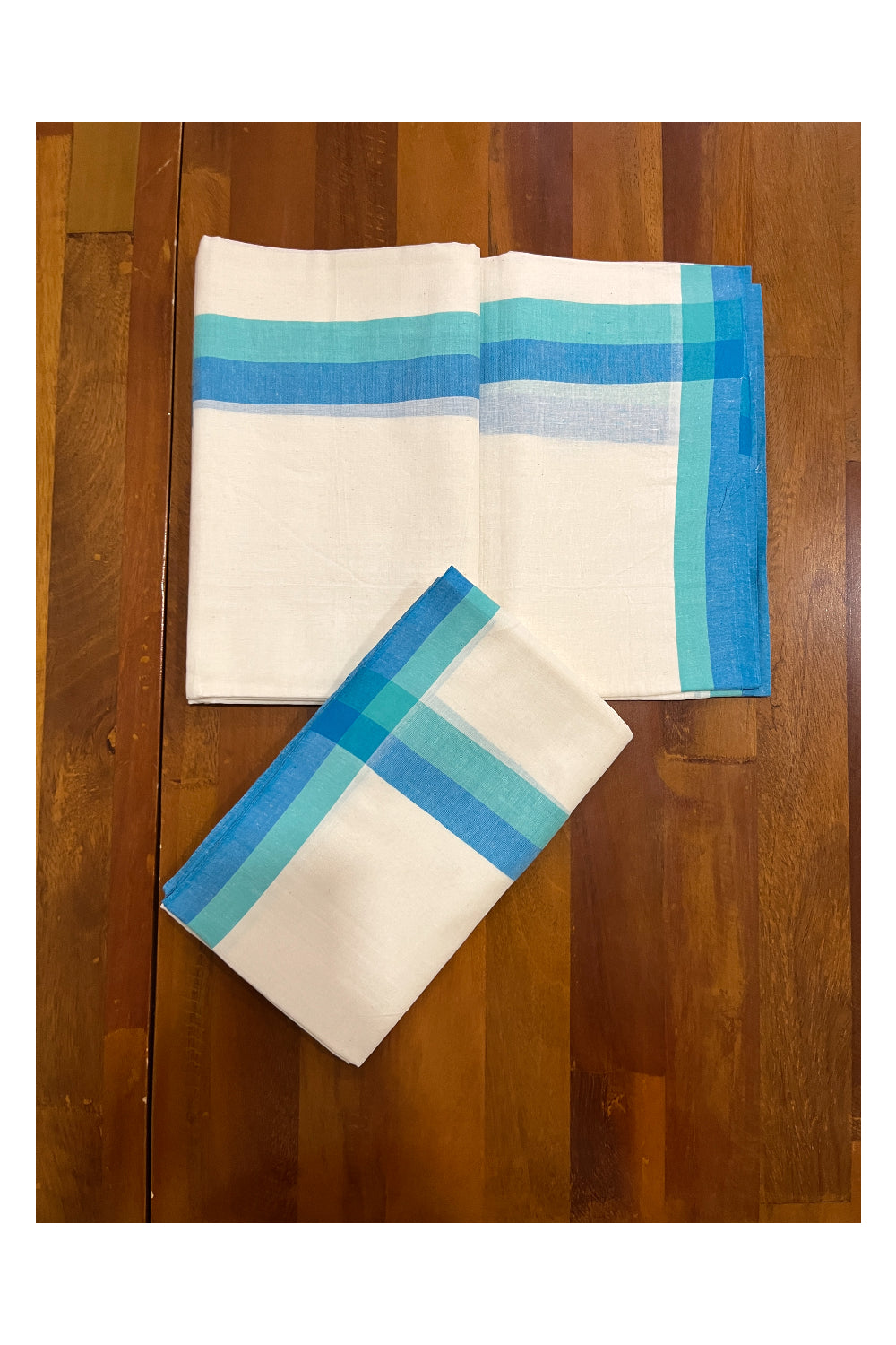 Kerala Cotton Mulloth Mundum Neriyathum Single (Set Mundu) with Blue and Turquoise Border (Extra Soft Cotton) 2.80 Mtrs