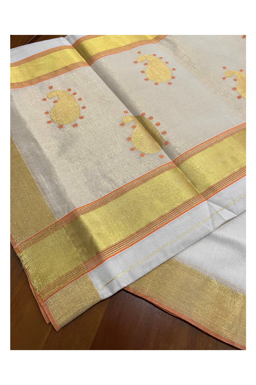 Southloom Super Premium Unakkupaavu Handloom Saree with Paisley Heavy Work