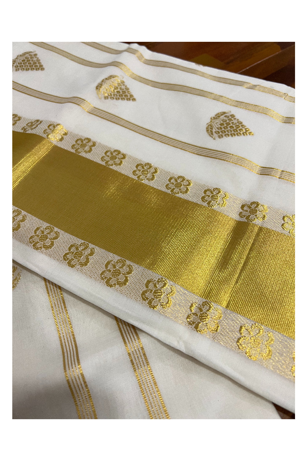 Southloom™ Premium Handloom Cotton Kasavu Heavy Woven Work Saree