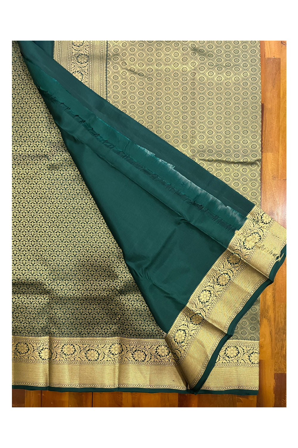 Southloom Double Warp Handloom Pure Silk Kanchipuram Dark Green Manthrakodi Saree with Kasavu Woven Works