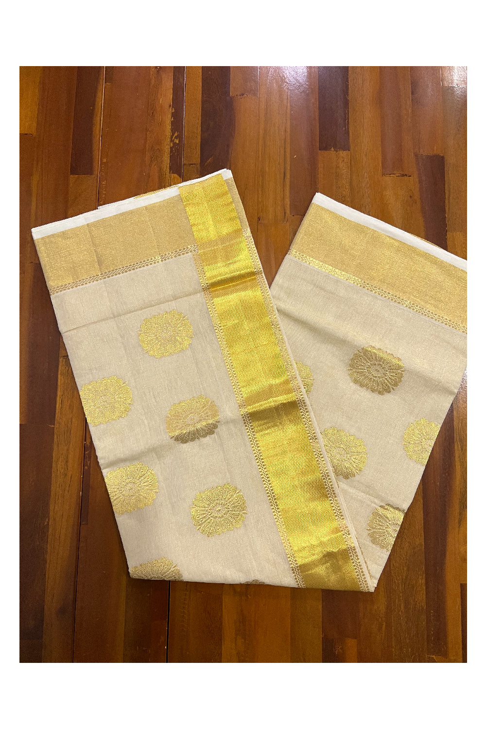 Southloom™ Premium Handloom Kasavu Tissue Handwoven Floral Heavy Work Saree