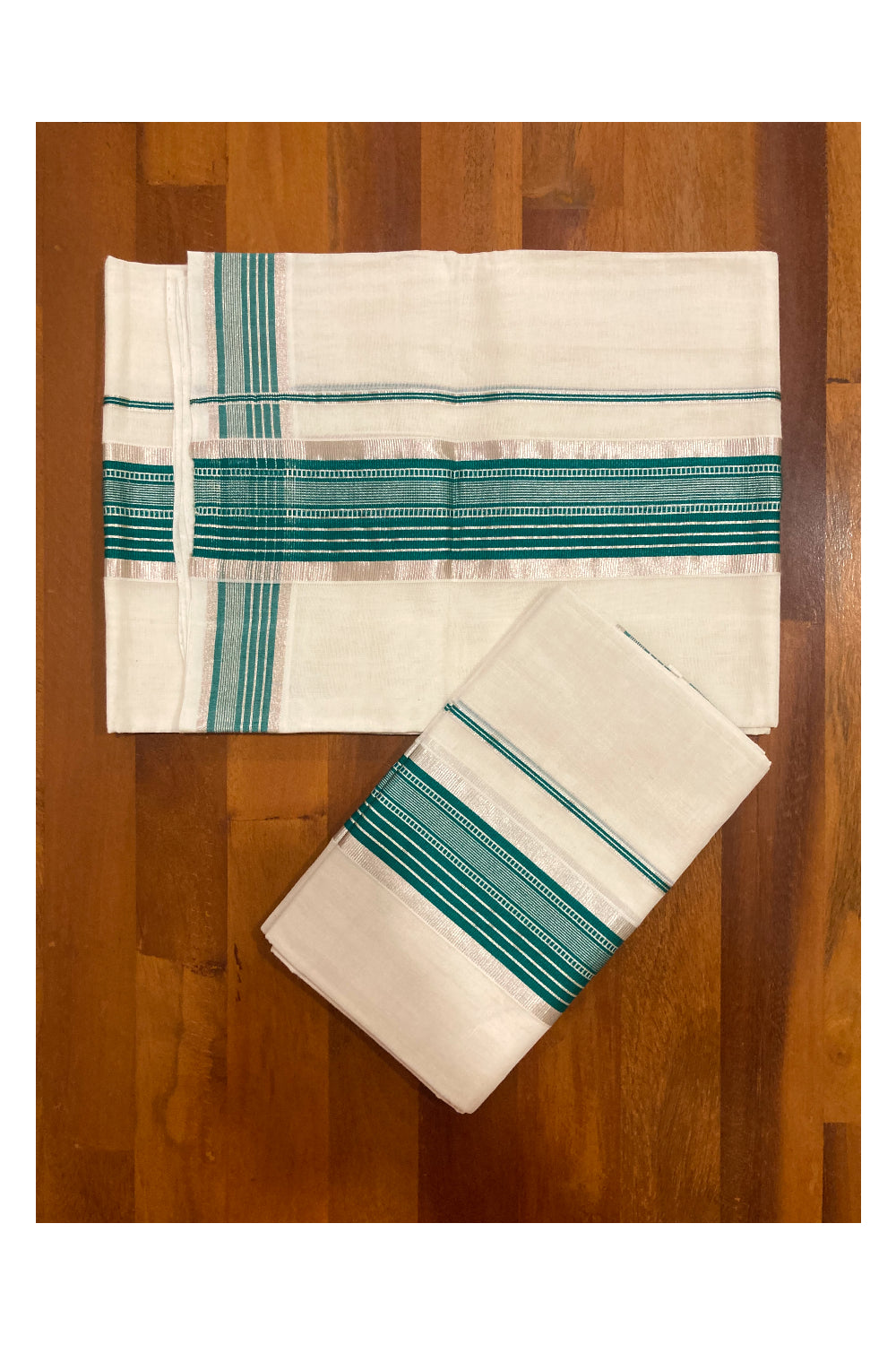 Southloom Premium Handloom Single Set Mundu with Silver Kasavu and Green Border