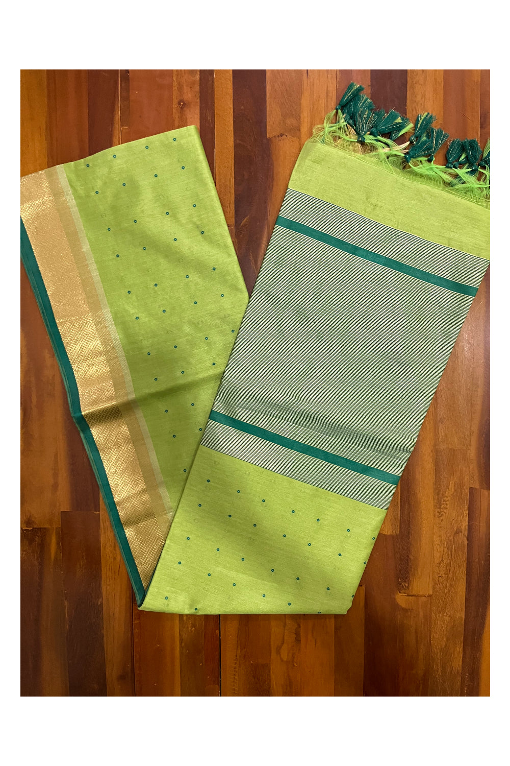 Southloom Semi Tussar Green Saree with Butta works on Body and Tassels on Pallu