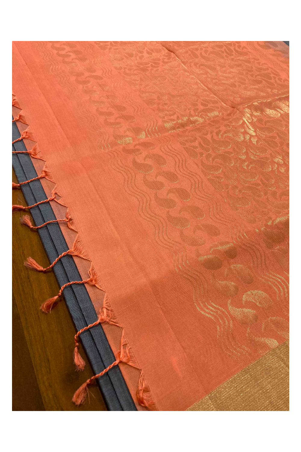 Southloom Handloom Pure Silk Kanchipuram Saree in Grey and Sandal Paisley Motifs