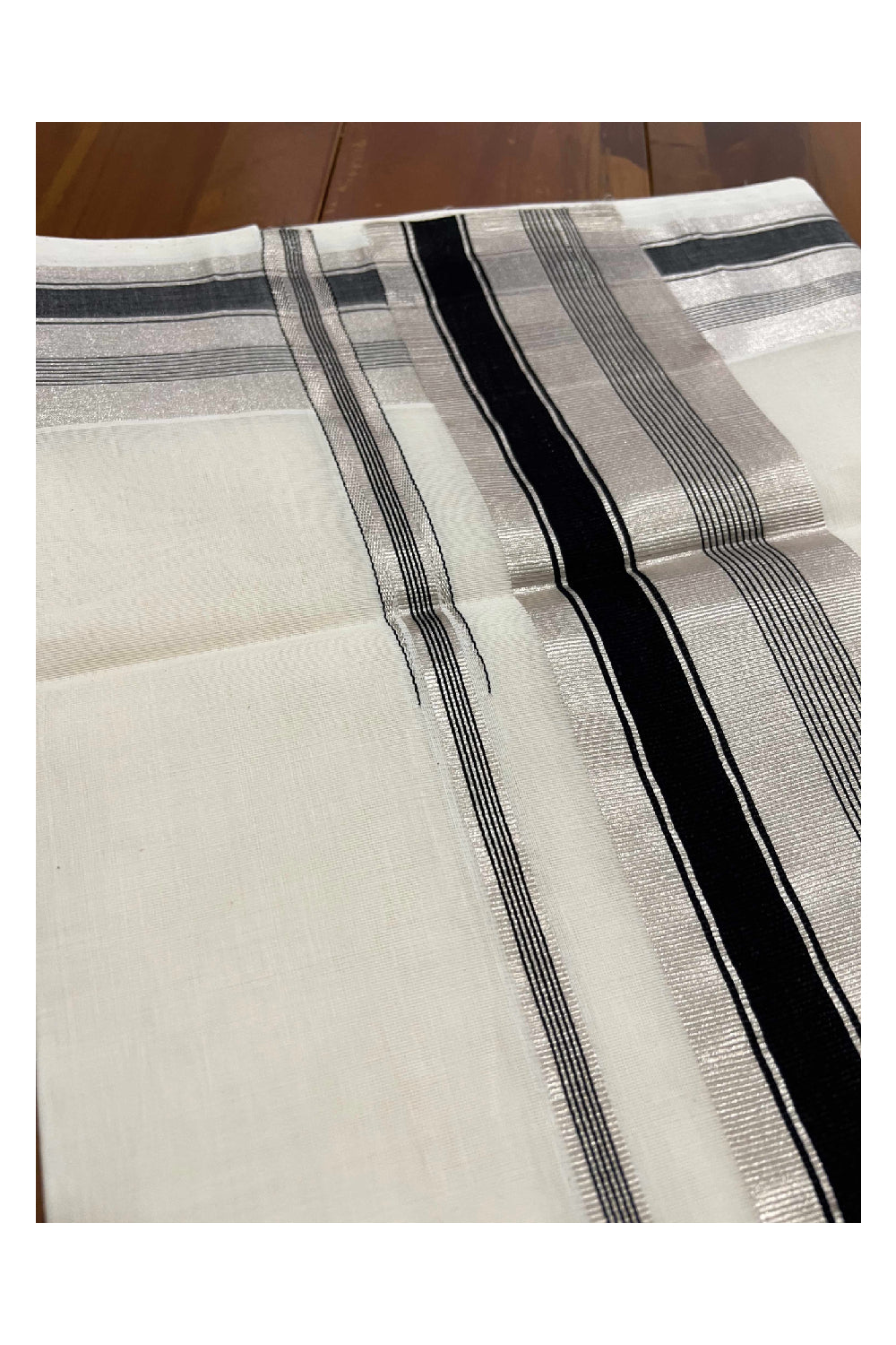 Southloom™ Balaramapuram Handloom Kerala Silver Kasavu Saree with Black Border