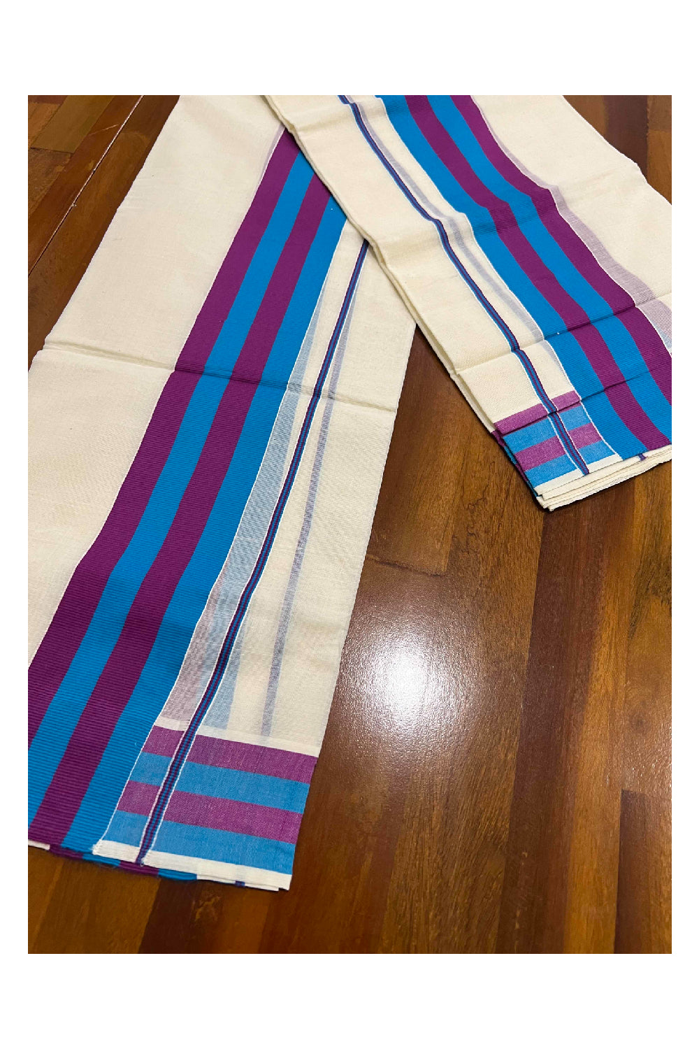 Kerala Cotton Mundum Neriyathum Single (Set Mundu) with Magenta and Blue Border