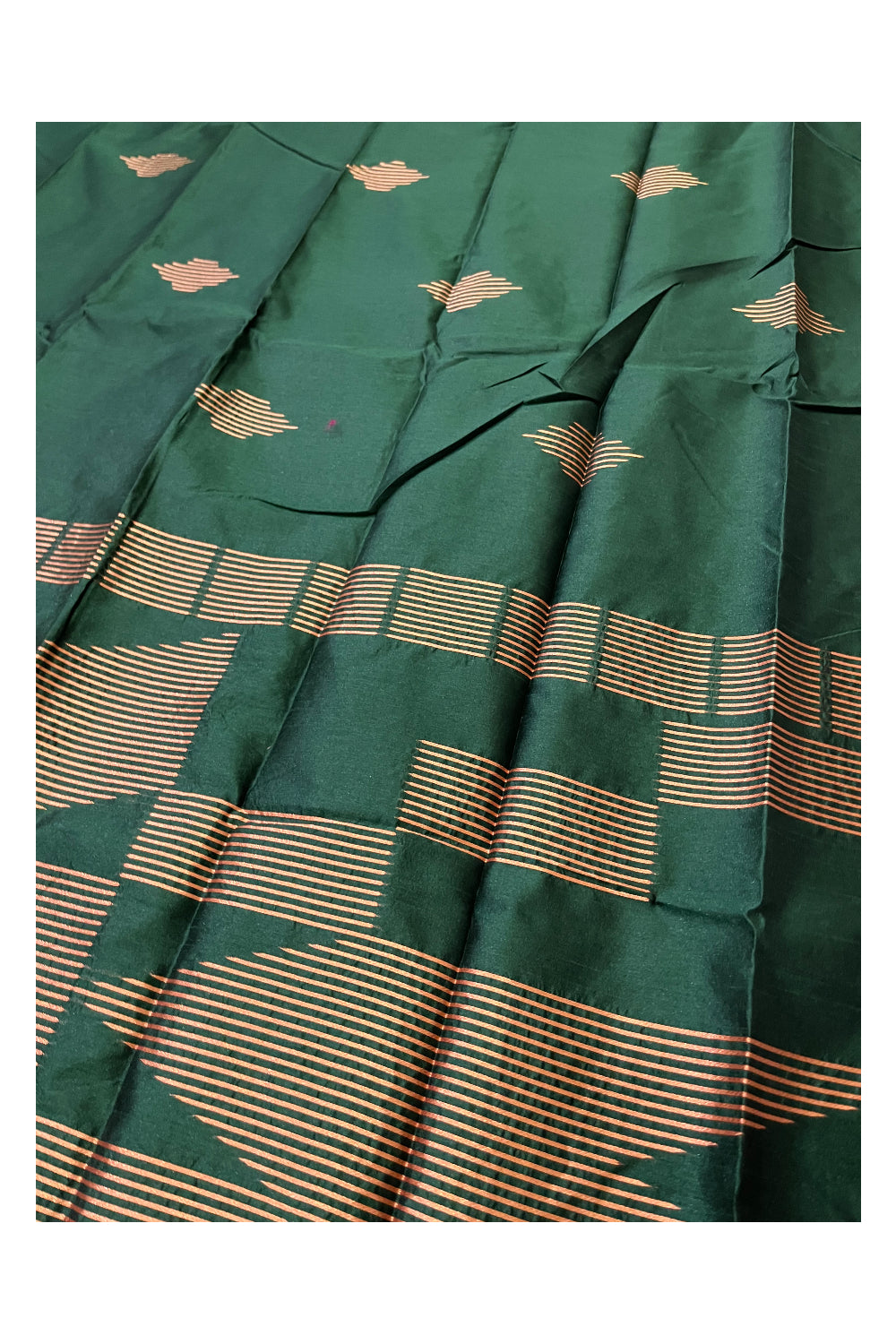 Southloom Semi Tussar Green Saree with Thread Works Design