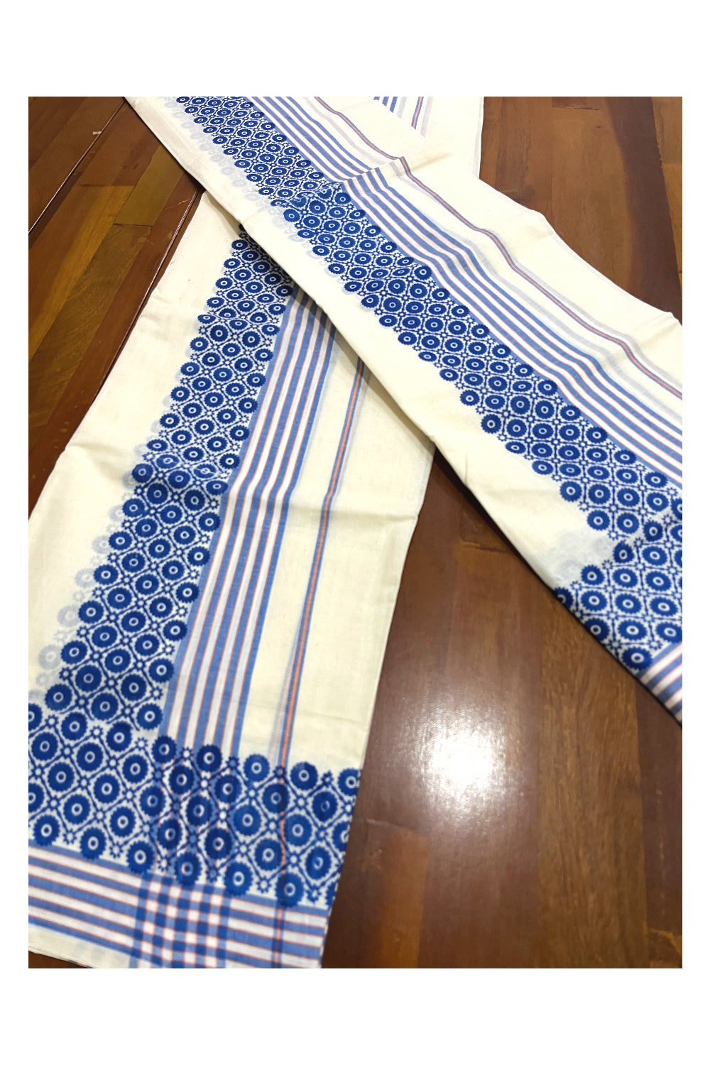 Kerala Cotton Mulloth Mundum Neriyathum Single (Set Mundu) with Blue Block Printed Border (Extra Soft Cotton)