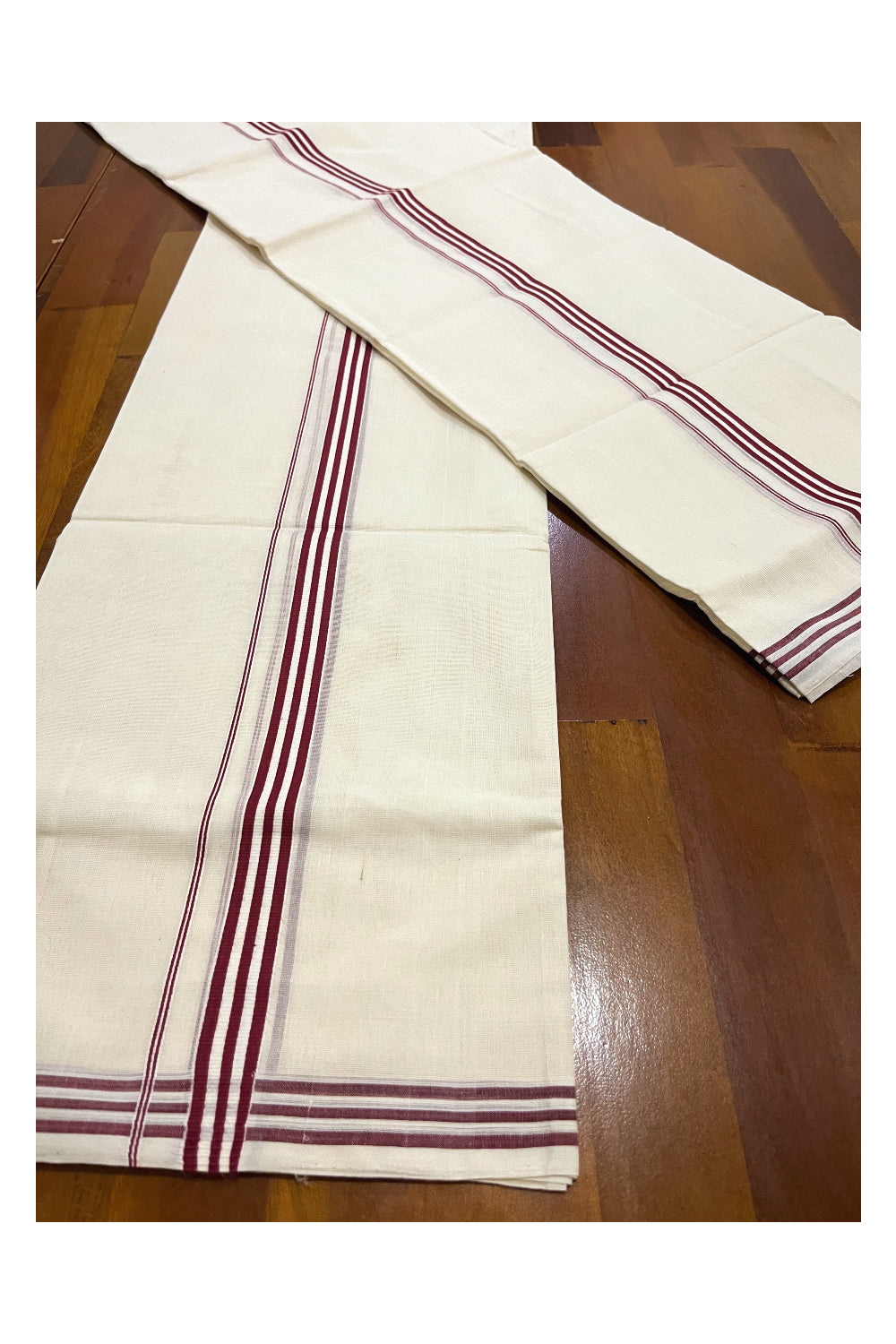 Southloom Premium Handloom Single Set Mundu (Mundum Neriyathum) with Maroon Lines Border