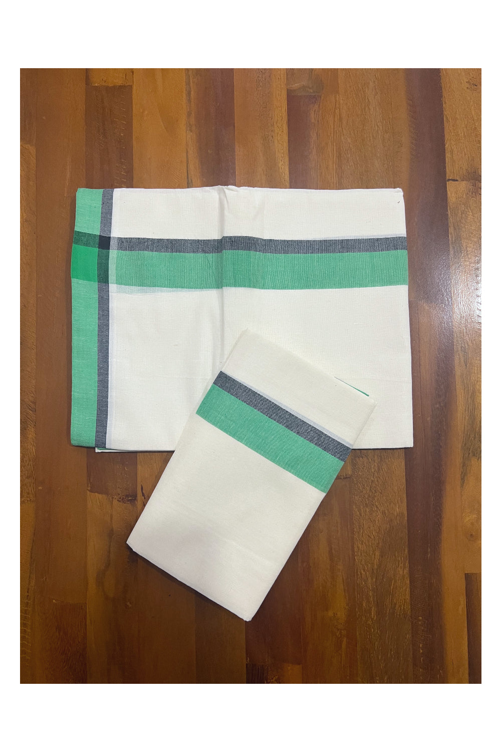 Kerala Cotton Mundum Neriyathum Single (Set Mundu) with Green and Black Mulloth Border (Extra Soft Cotton)