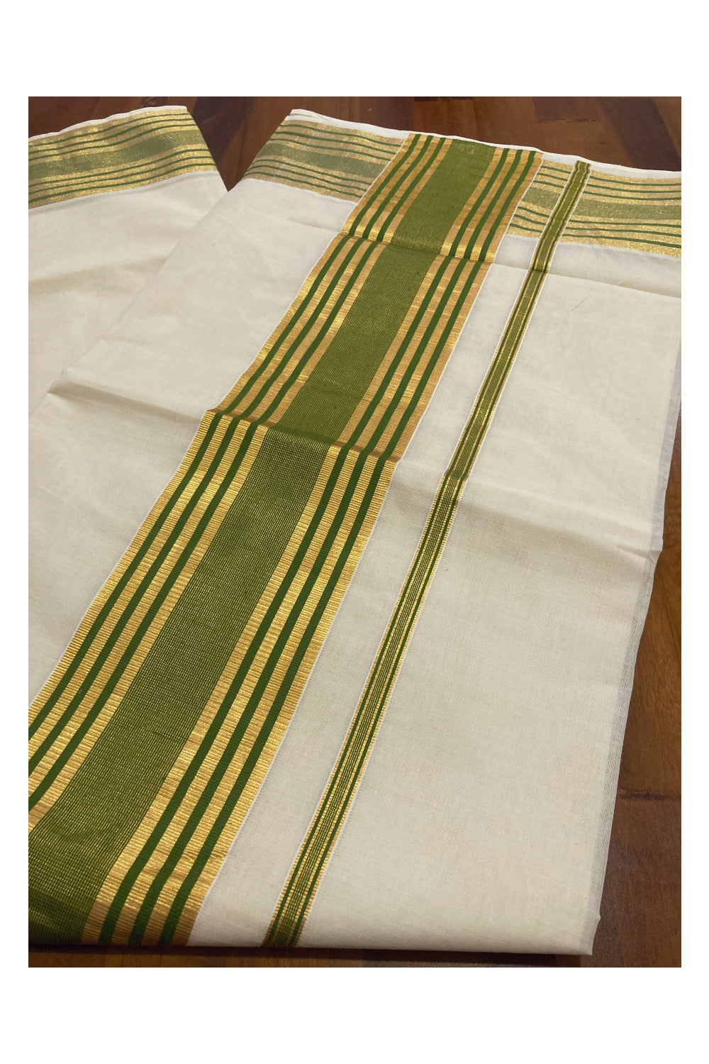 Kerala Pure Cotton Plain Saree with Kasavu and Green Border