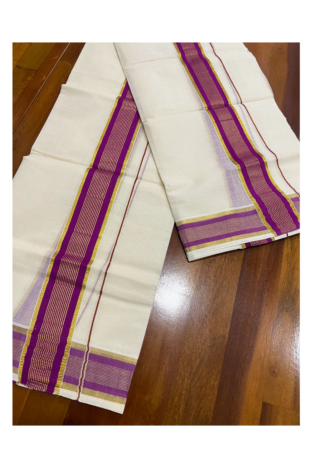 Pure Cotton Kerala Single Set Mundu (Mundum Neriyathum) with Magenta and Kasavu Border 2.80 Mtrs