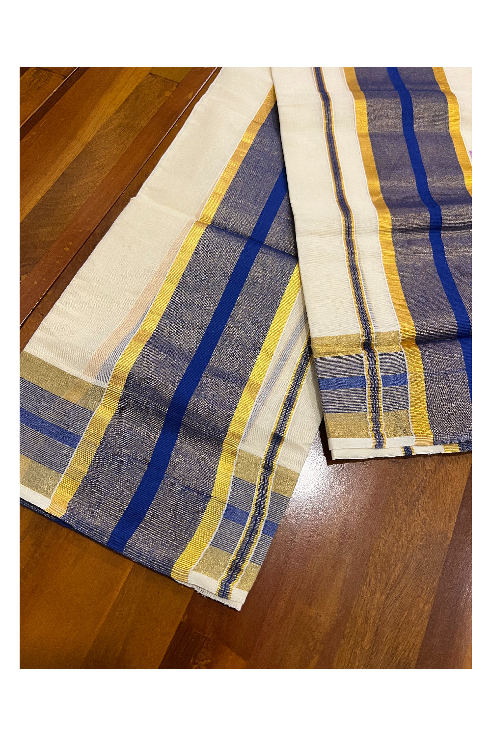 Pure Cotton Kerala Single Set Mundu (Mundum Neriyathum) with Blue and Kasavu Border 2.80 Mtrs