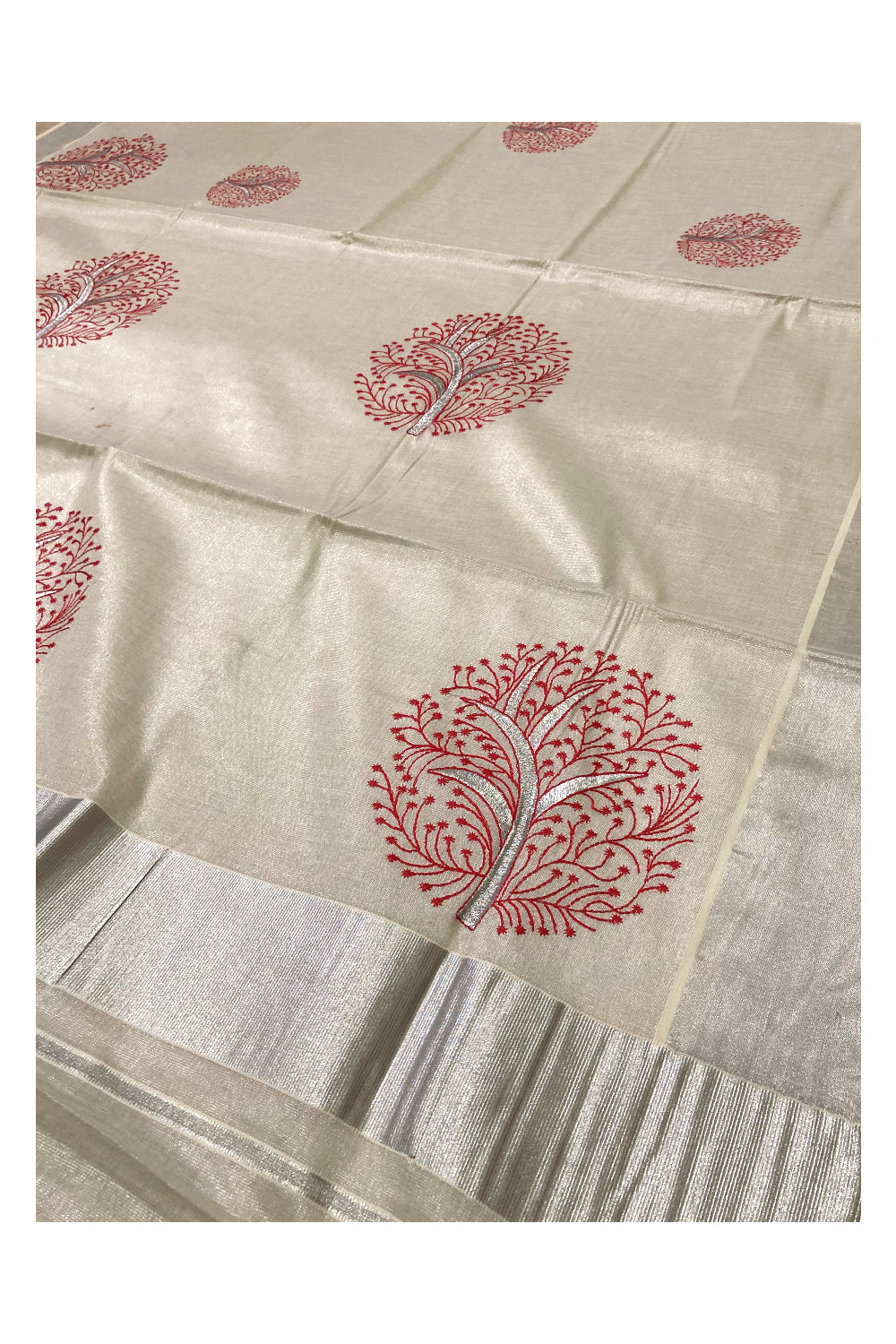 Kerala Silver Tissue Kasavu Saree with Red Floral Thread works