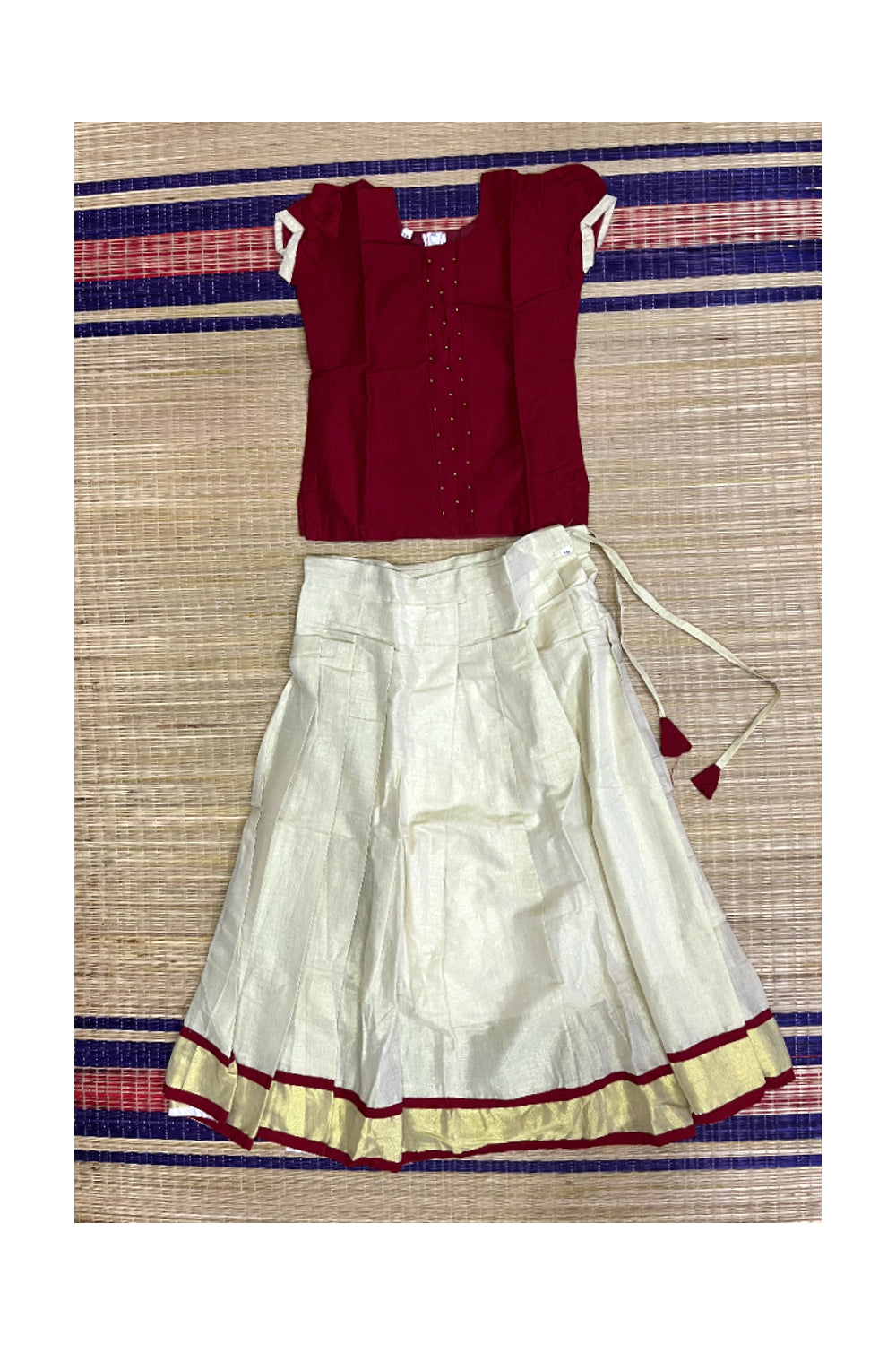 Southloom Kerala Pavada Blouse with Bead Work Design (Age - 10 Year)