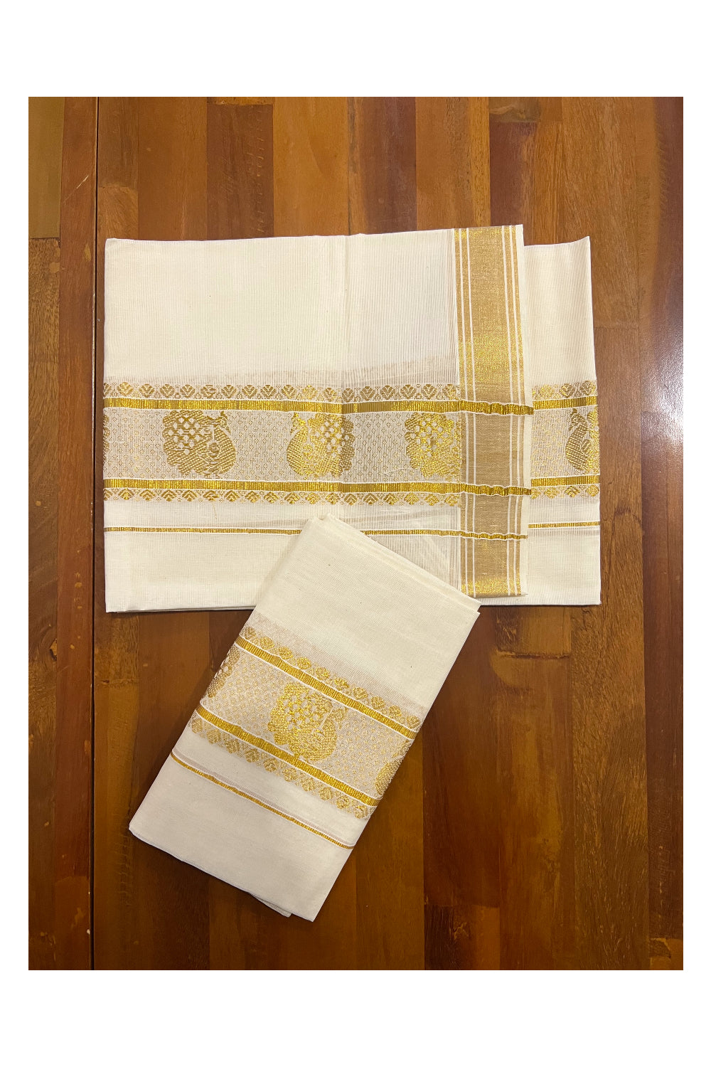 Kerala Cotton Set Mundu Single (Mundum Neriyathum) with Kasavu Peacock Woven Works on Border